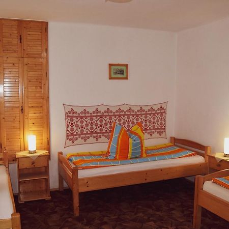 Casa De Vacanta Harsfa Vendeghaz Риметеа Екстериор снимка